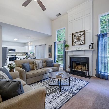 Enjoy This Amazing Home With Porch & Grill Near Dt Woodstock Exteriér fotografie