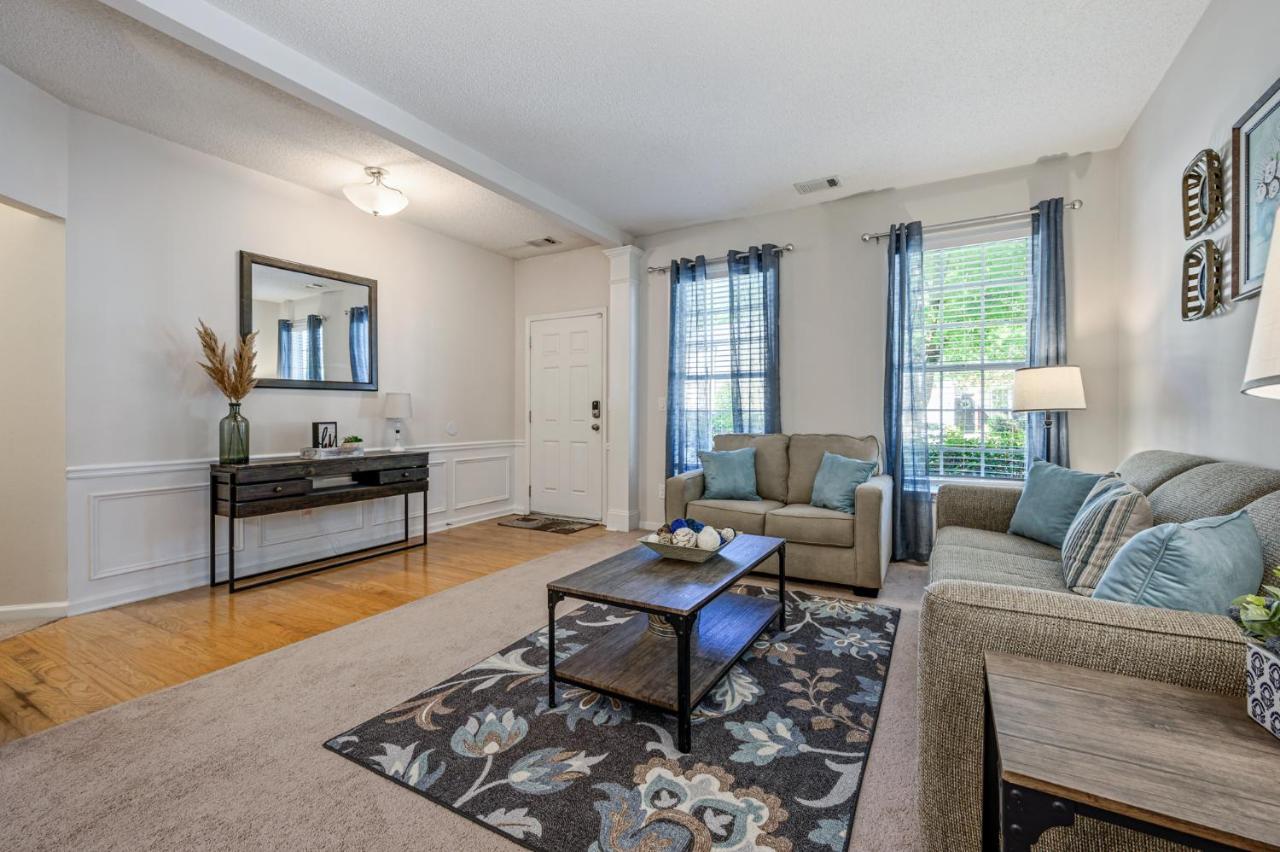 Enjoy This Amazing Home With Porch & Grill Near Dt Woodstock Exteriér fotografie
