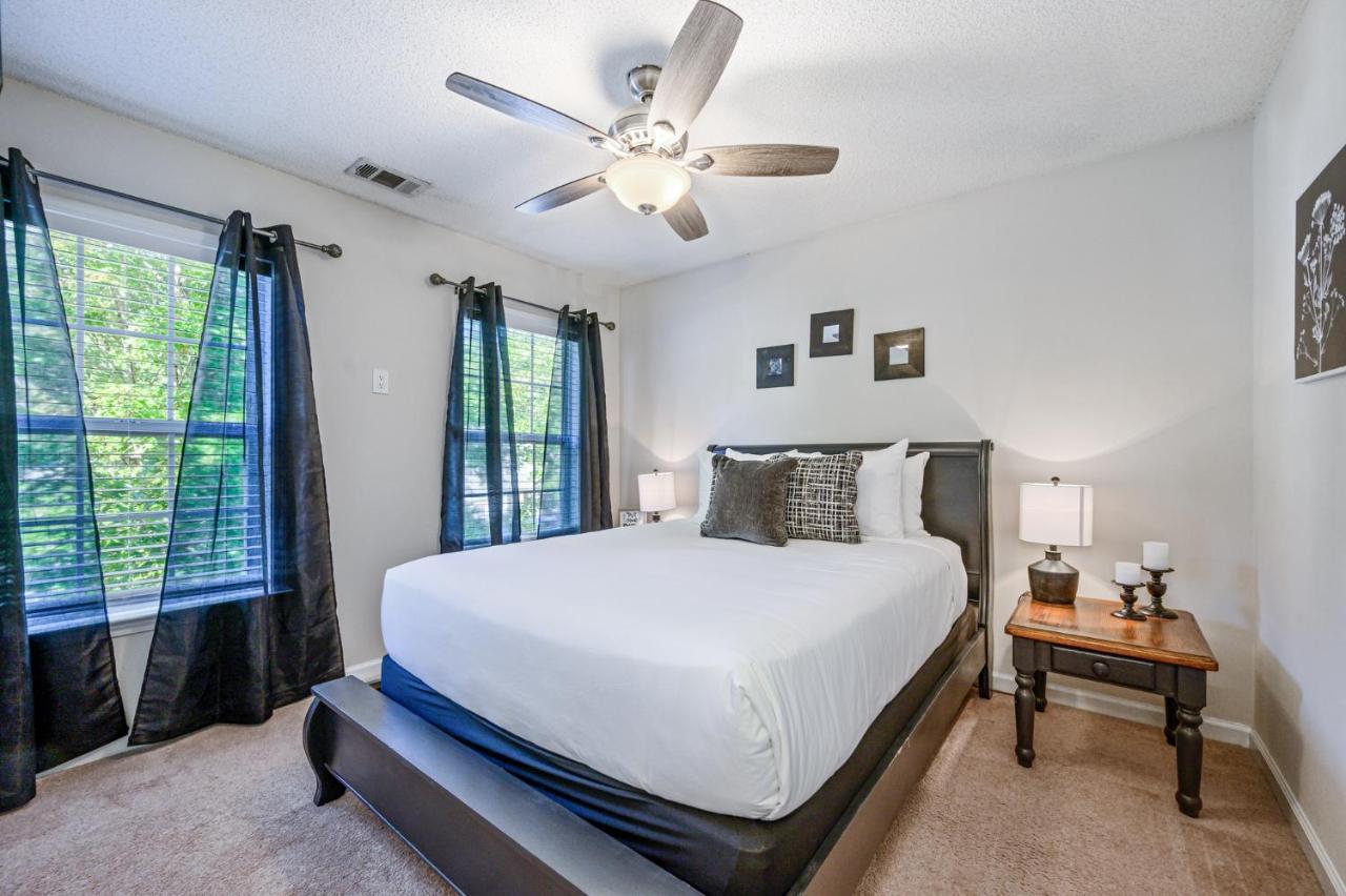 Enjoy This Amazing Home With Porch & Grill Near Dt Woodstock Exteriér fotografie