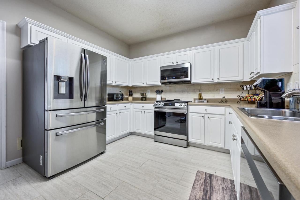 Enjoy This Amazing Home With Porch & Grill Near Dt Woodstock Exteriér fotografie