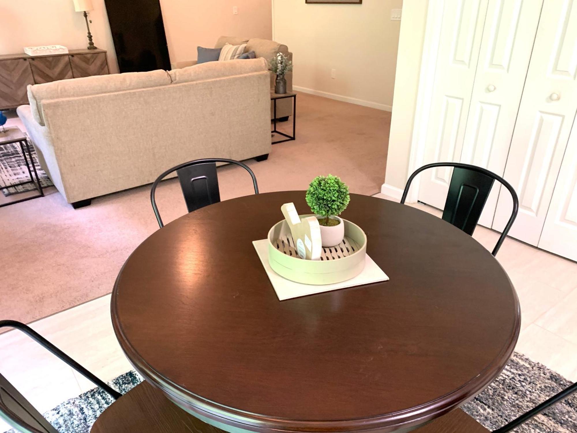Enjoy This Amazing Home With Porch & Grill Near Dt Woodstock Pokoj fotografie