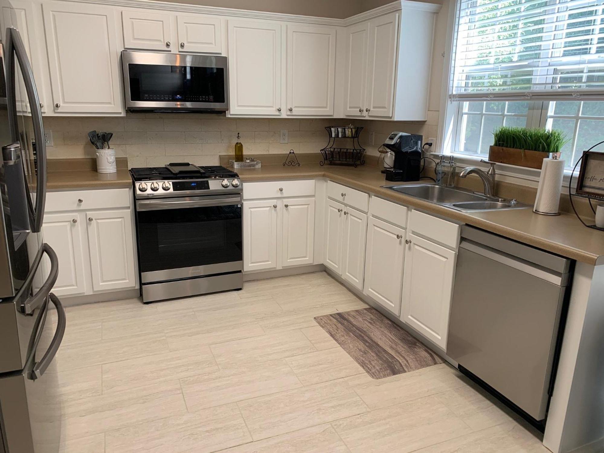 Enjoy This Amazing Home With Porch & Grill Near Dt Woodstock Pokoj fotografie